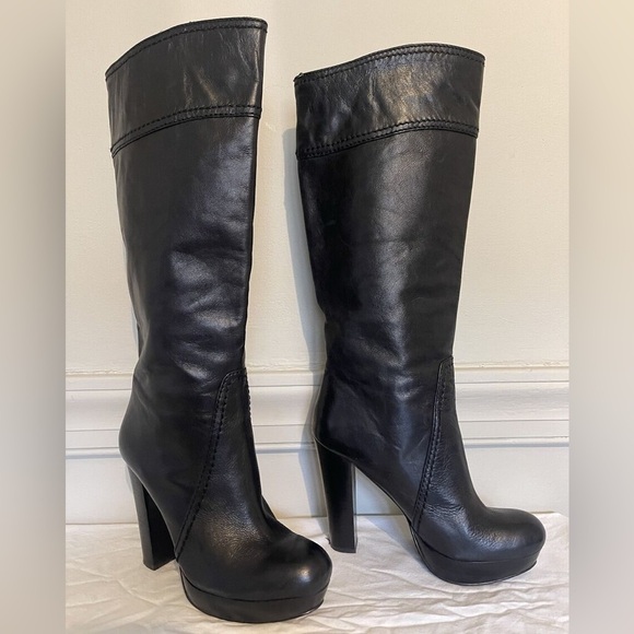 Vince Camuto Laird Black Knee High boot size 7.5 - Picture 1 of 6
